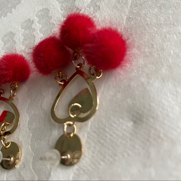 Heart Puff Earrings - Picture 5 of 7